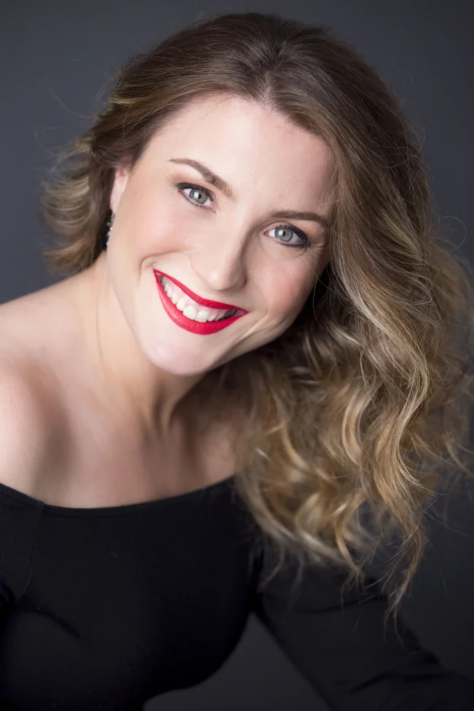 Angela Pascucci ritratto biografia